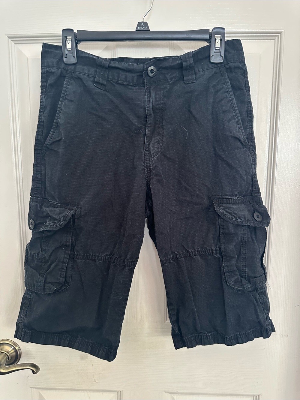 South Pole Black Men's Cargo Shorts with Side Pockets